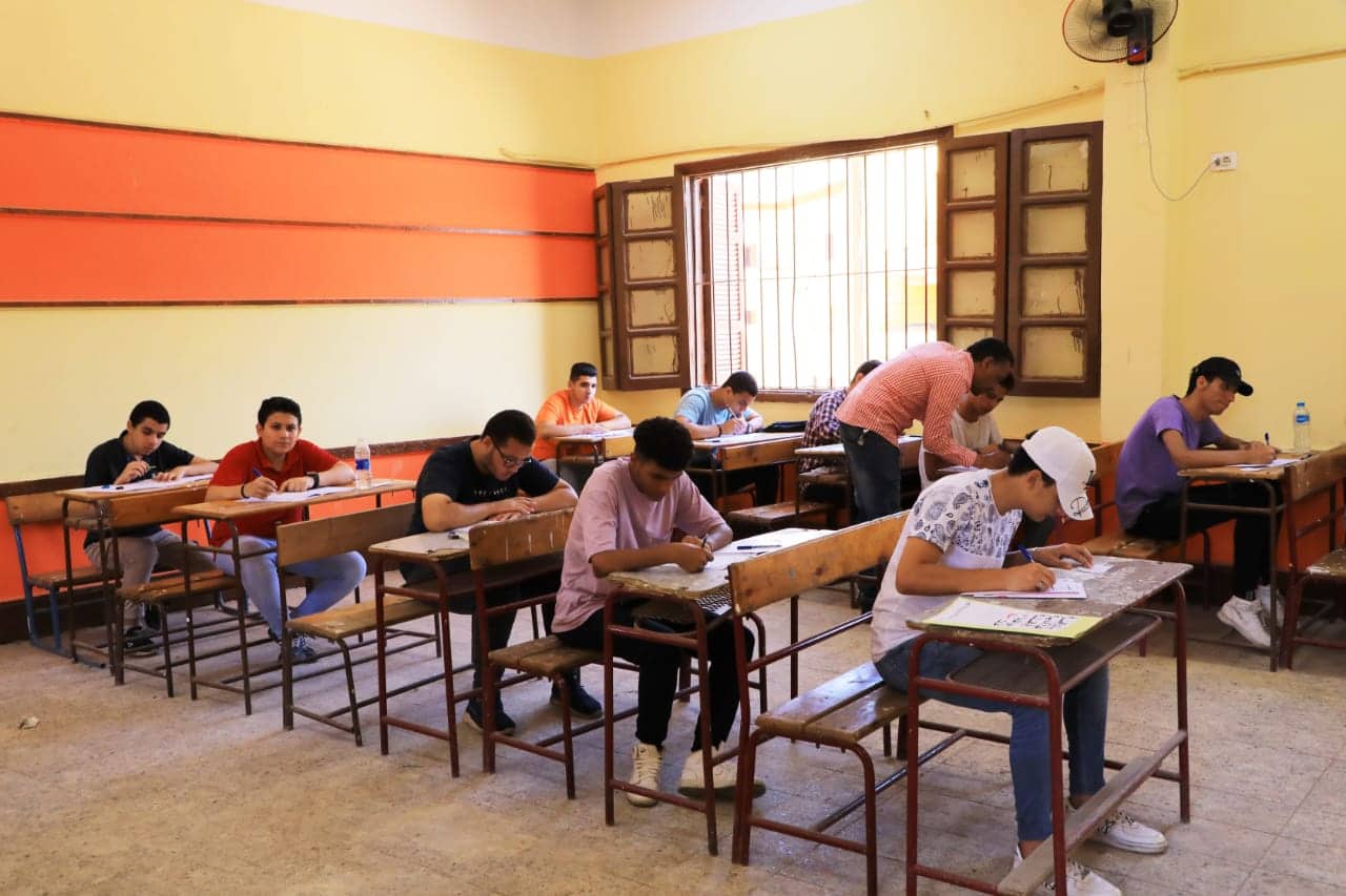 التعليم: انضباط كامل في رابع أيام امتحانات الثانوية العامة 